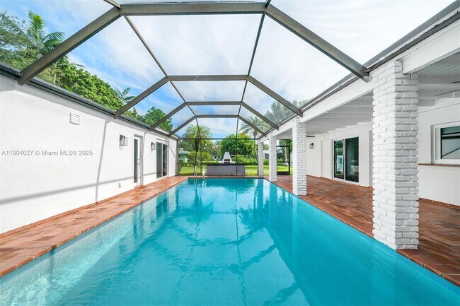 Foto del edificio - 12741 SW 72nd Ave