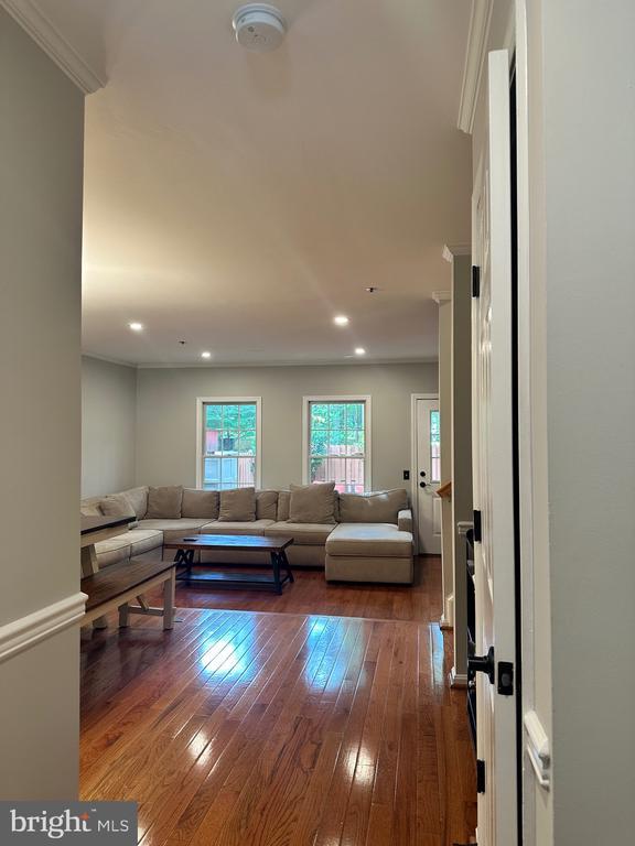 Foto del edificio - 7535 Elioak Terrace