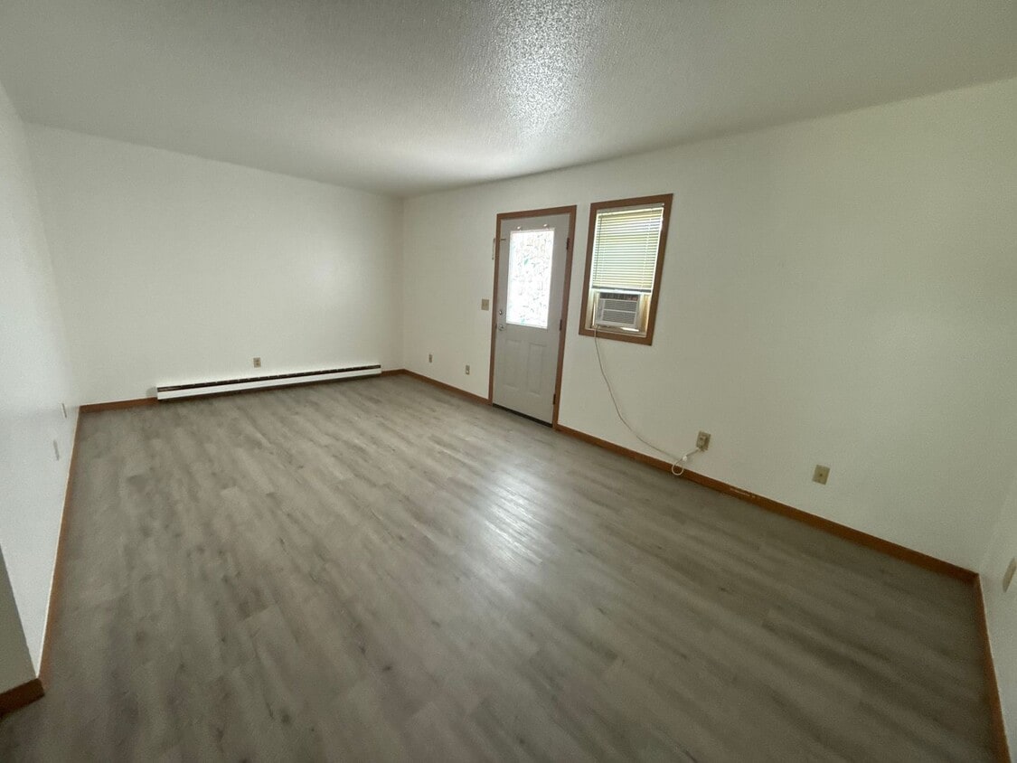 Primary Photo - Two bedroom one bathroom townhome available!!