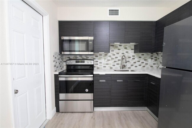 Foto del edificio - 429 NW 9th Ave