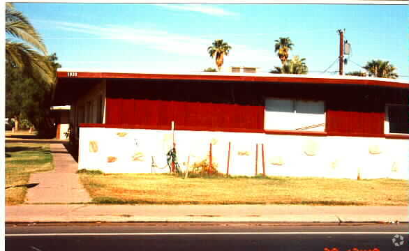 Primary Photo - 1024-1030 W 5th St