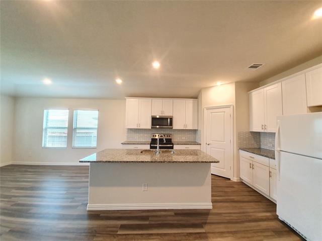 Foto del edificio - 1903 Canyon Ln