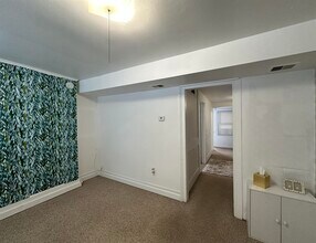 Building Photo - 36 13th St