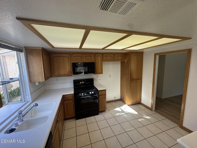 Foto del edificio - 1874 Suntree Ln