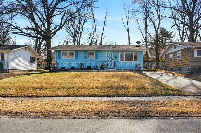 Building Photo - 1108 Renshaw Dr