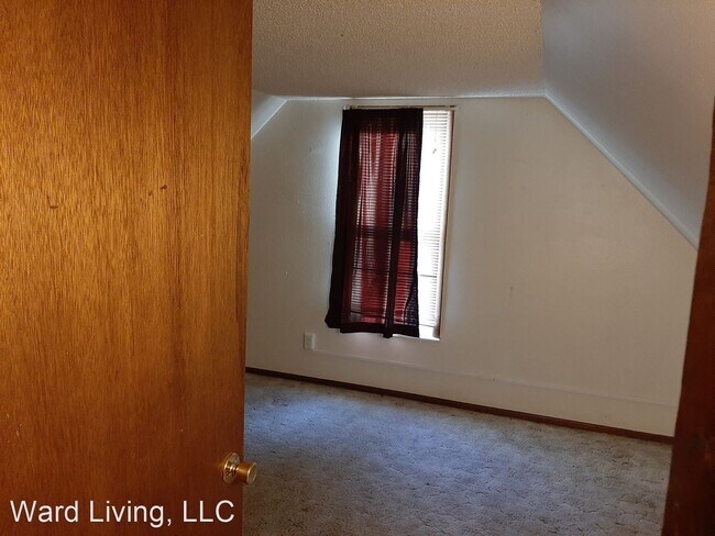 Foto del edificio - 2 br, 1 bath House - 726 East 5th Street