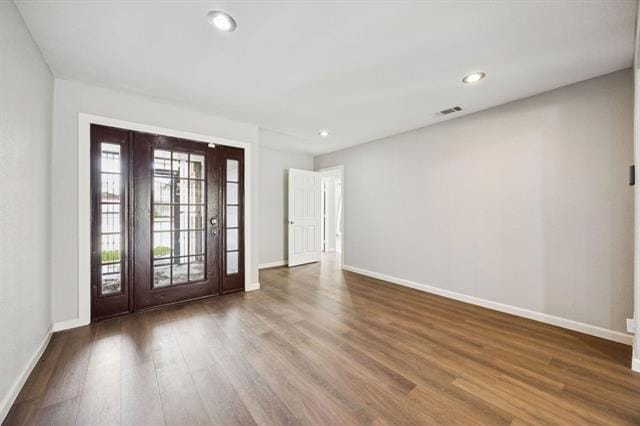 Building Photo - 2801 Clearbrook Dr