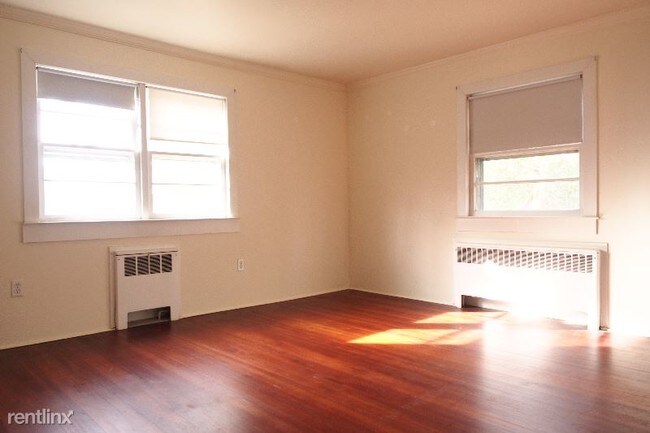Foto del edificio - 2 br, 1 bath Apartment - 23 Grove Street