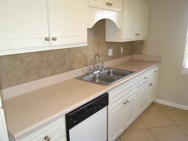 Building Photo - 4423 Misty Cove Ct