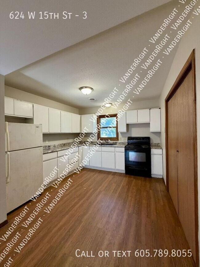Foto del edificio - 624 W 15th St