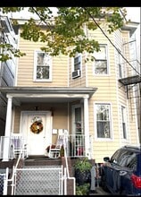 Building Photo - 137 S 12th Ave