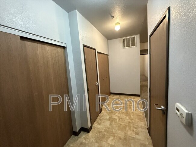 Foto del edificio - 1600 I St