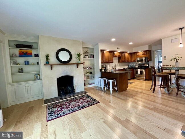 Building Photo - 17 Sugar Knoll Dr