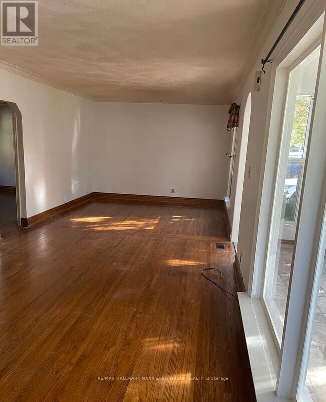 Photo du bâtiment - 54 Highland Park Blvd