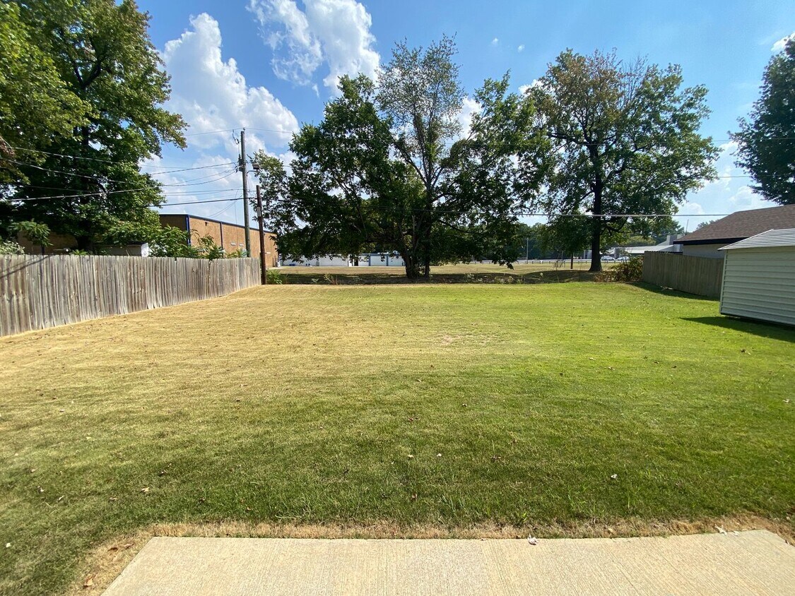Foto principal - Beautiful 3bed/2bath home in West Jonesboro