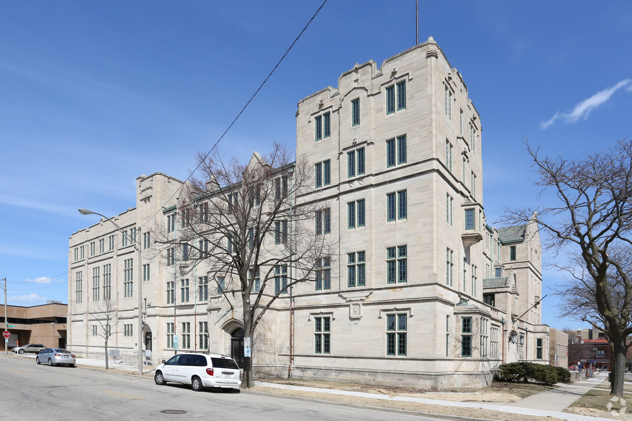 Foto principal - Residences at Library Park