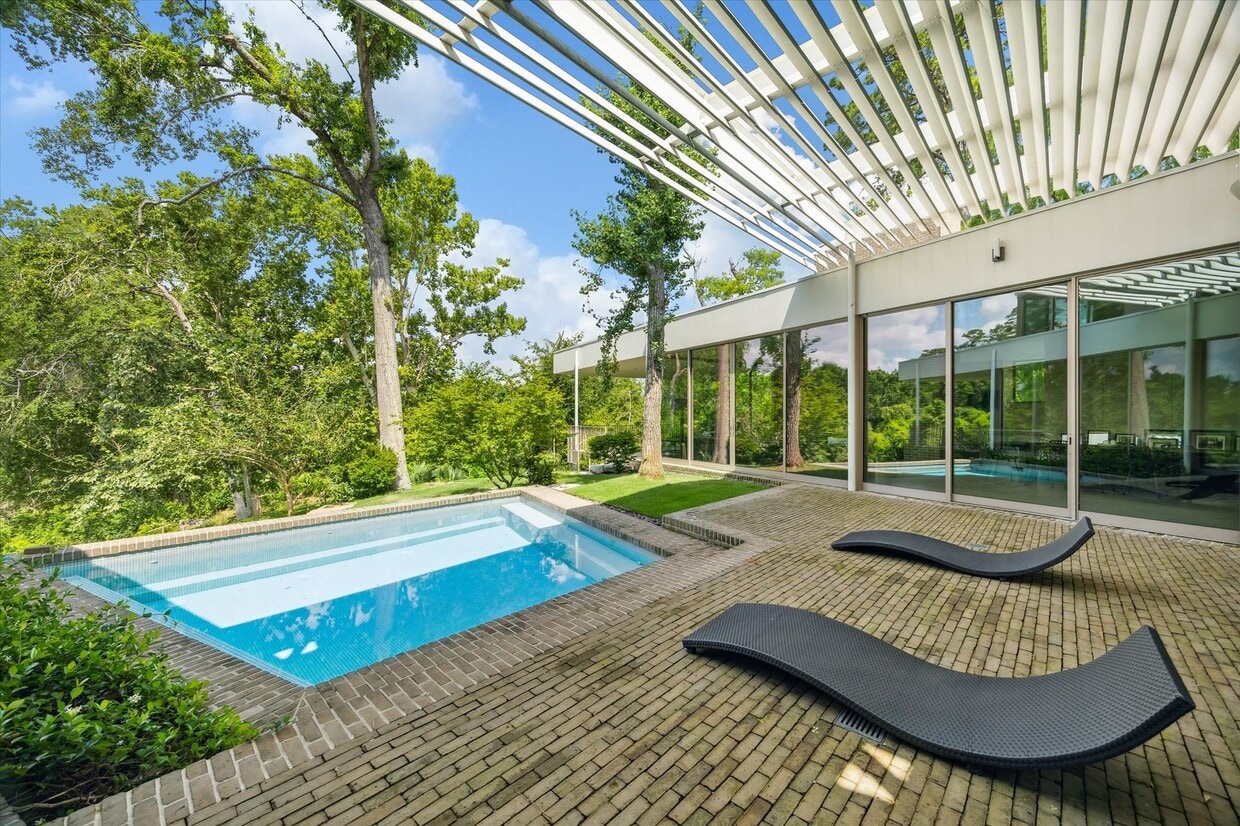 Foto principal - 9 Pinehill Ln