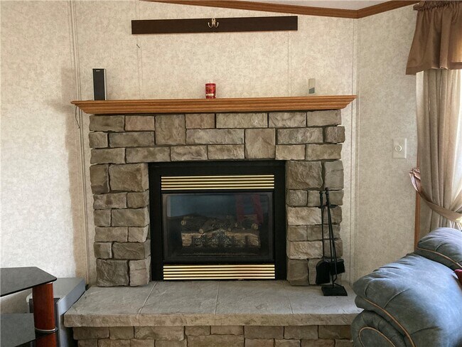 Foto del edificio - 1447 Rochester St