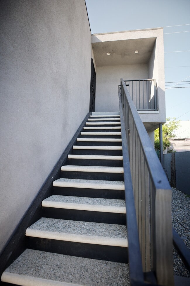 2nd Story - 5821 Madden Ave