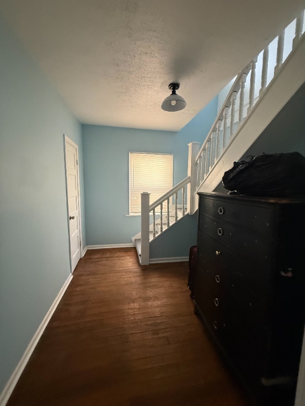 Foto del edificio - 866 W 25th St