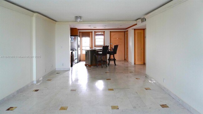 Foto del edificio - 301 NE 14th Ave