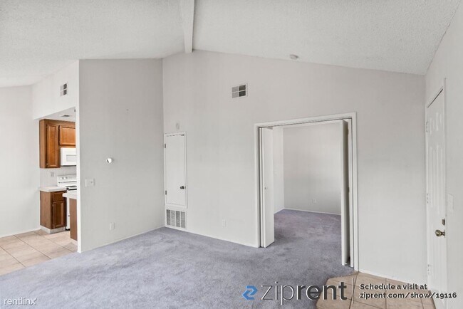 Building Photo - 1 br, 1 bath Condo - 1910 La Terrace Circl...