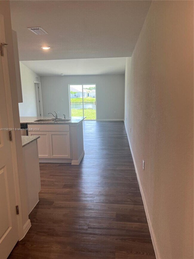 Building Photo - 9084 Aegean Cir
