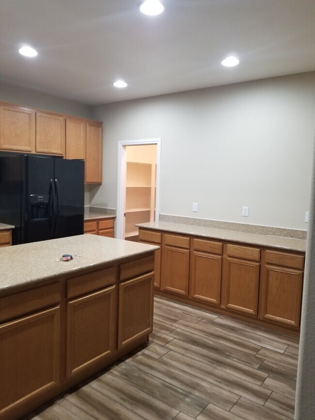 Building Photo - 2314 Rock Slide Cir