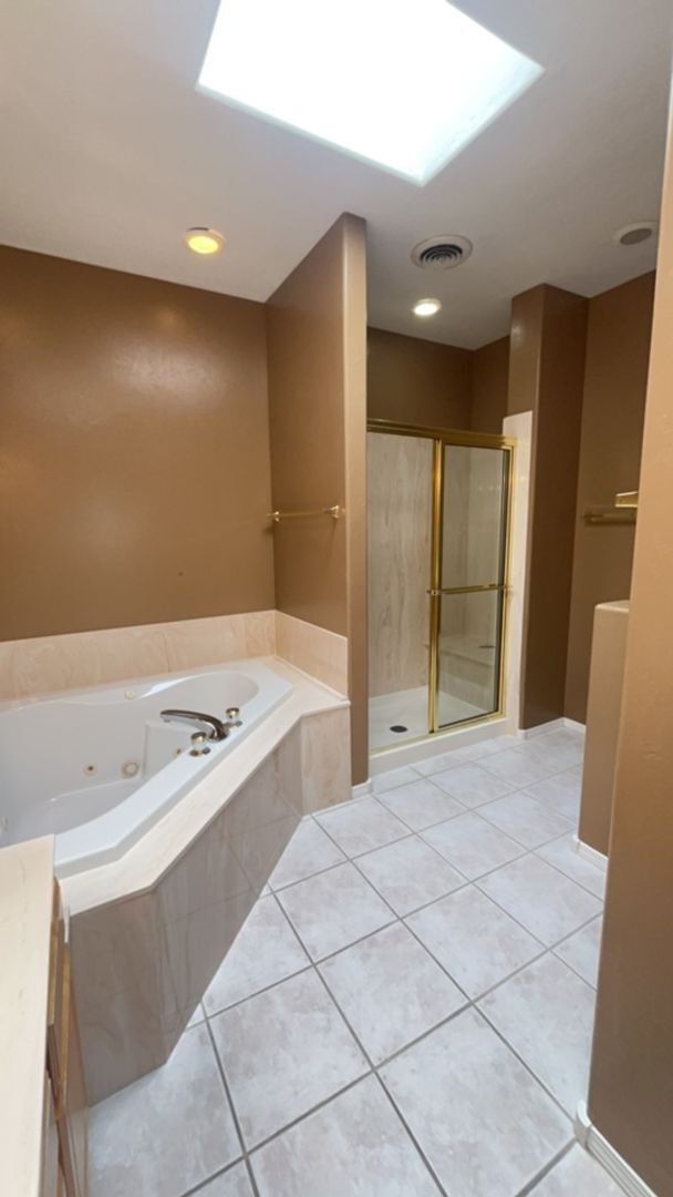 Foto del edificio - COMING SOON 3 bedroom 2 bath Townhouse Located In Sandia Heights!