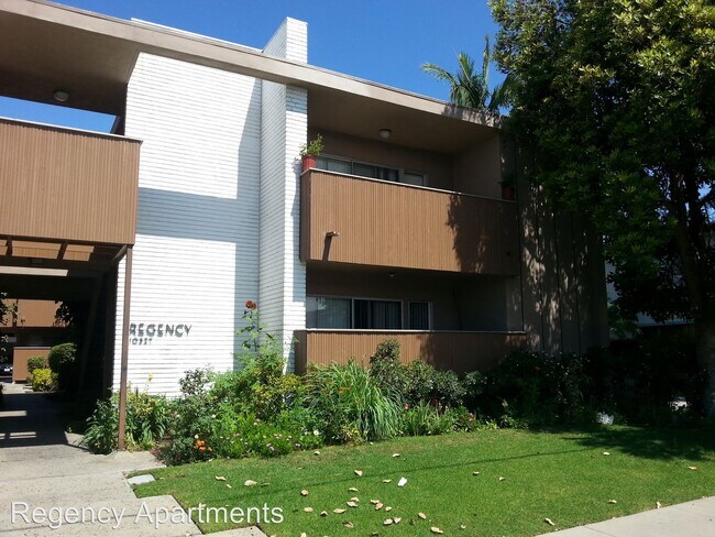 Building Photo - 10327 Downey Ave