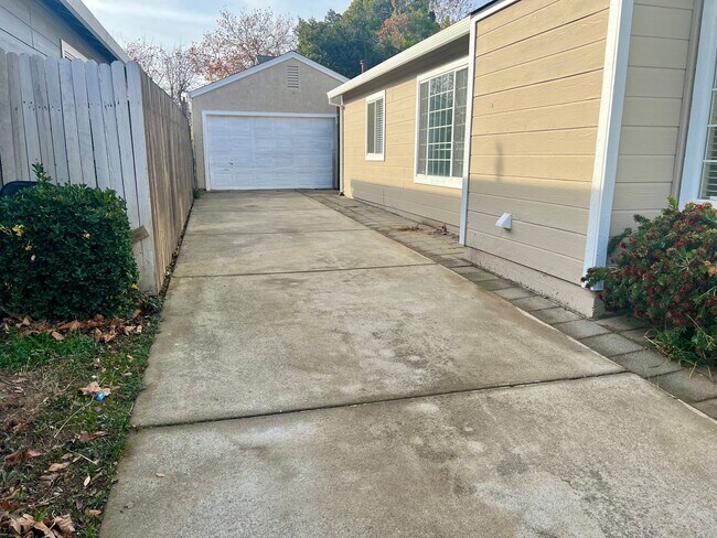 Foto del edificio - Charming home in the Cottages at Laguna Pa...