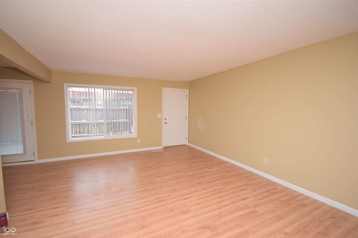 Primary Photo - 2857 Punto Alto Ct