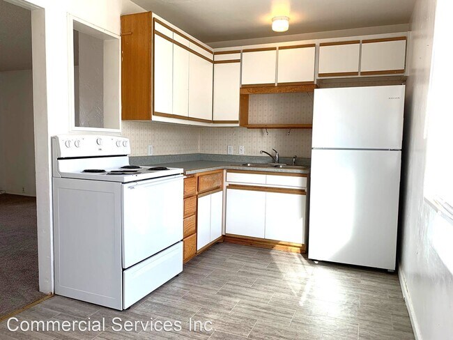 Building Photo - 3 br, 1.5 bath House - 5575 CY Ave