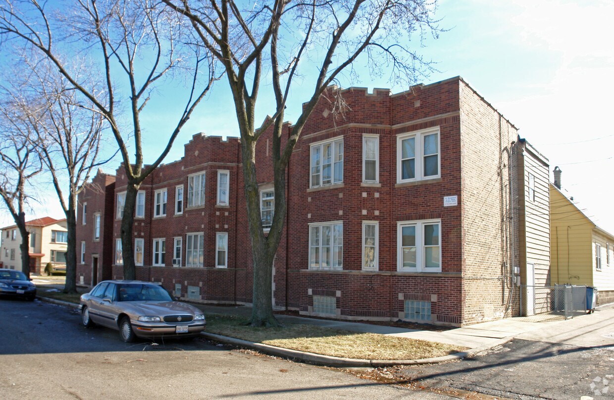 Building Photo - 6500 S Kilpatrick Ave