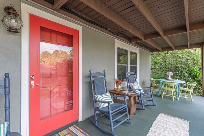 Front porch - 159 Jb Ivey Ln