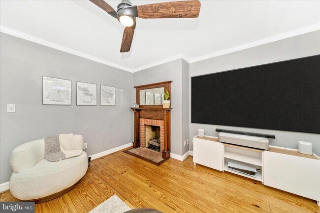 Foto del edificio - 313 N Market St