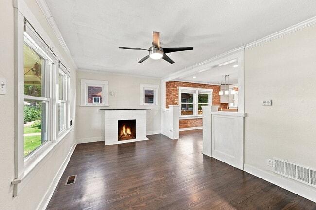 Photo - $3,395.95-  3 Bed, 2 Bath Home in Denver with Private Outdoor Area!