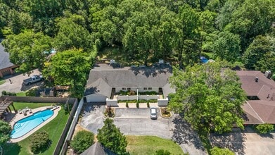 Building Photo - 3131 S Florence Ct