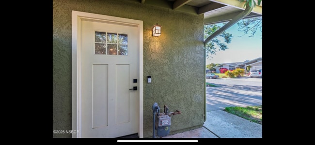 Building Photo - 1572 Rhinestone Ct