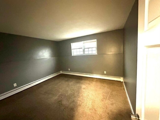 Foto del edificio - 363 Hildreth St