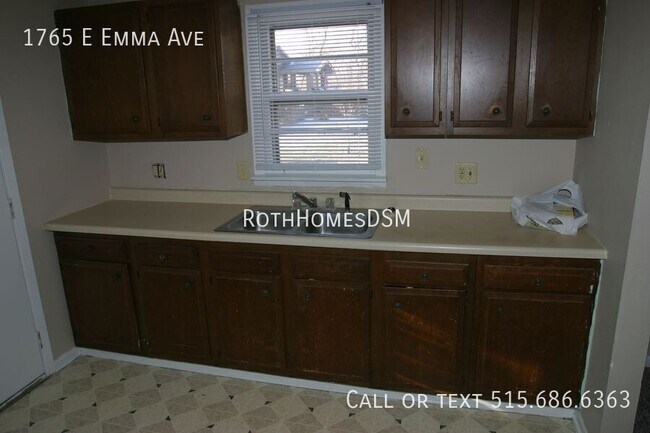 Foto del edificio - 1765 E Emma Ave