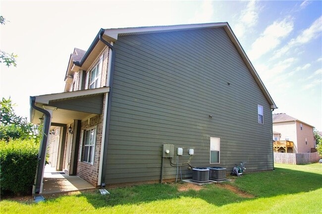 Building Photo - 793 Kaitlyn Dr