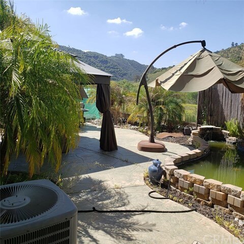 Building Photo - 3930 Lake Cir Dr