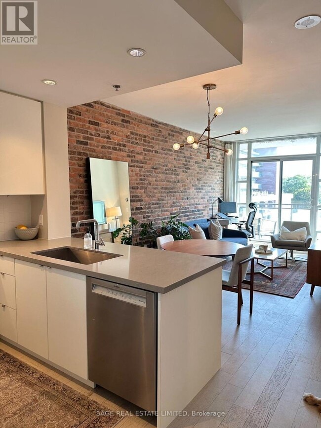 Building Photo - 88 Colgate Ave