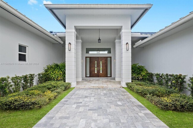 Foto del edificio - 2400 SW 112th Ave