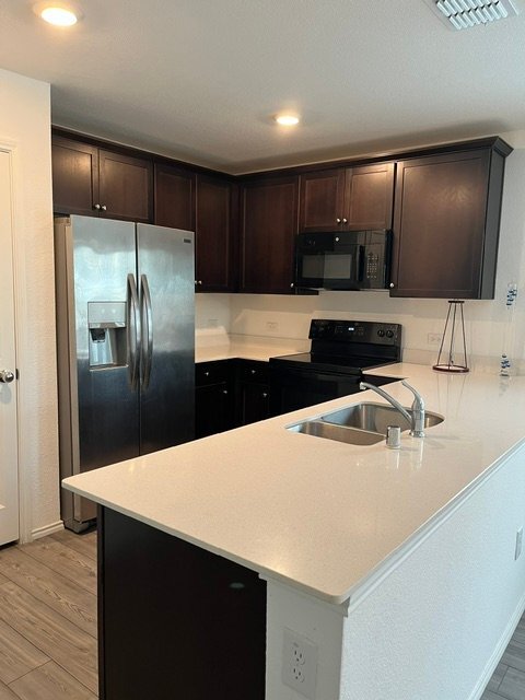 Building Photo - 5609 Timber Pt Dr