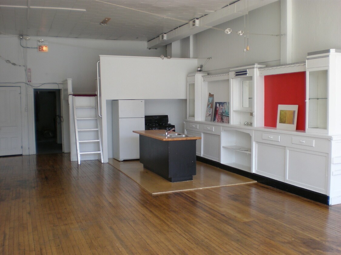 Foto principal - 1418 W Division St