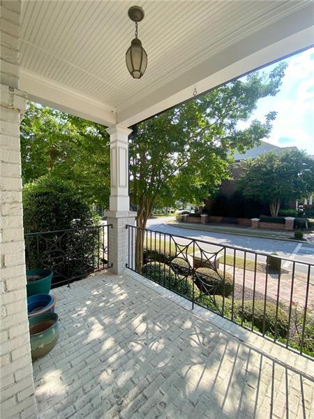 Building Photo - 308 Suwanee Ave NW