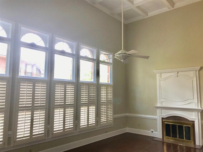 Foto del edificio - 3023 Oakleigh Cove