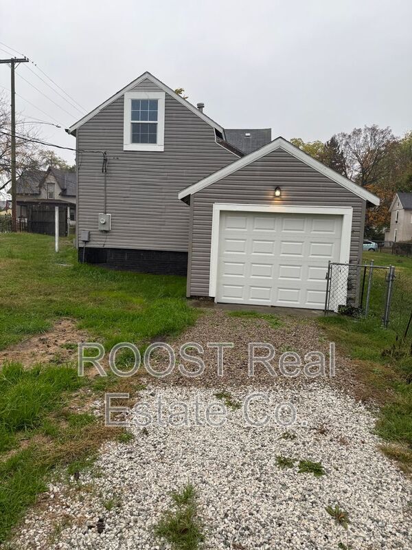 Foto del edificio - 202 W Ward St